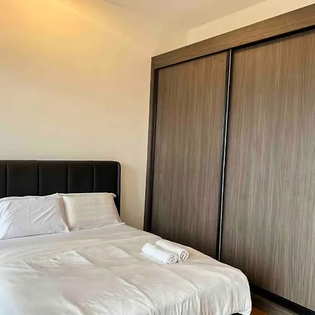 Greatview 2Br Infinity Pool & Easyaccess To Town 13 Apartment George Town Exterior photo
