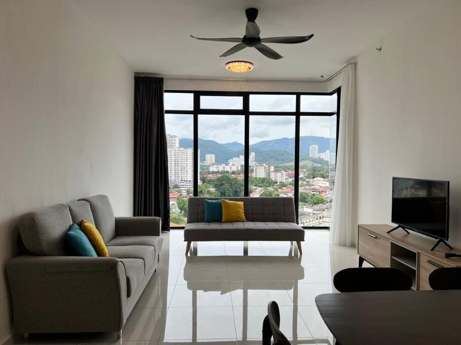 Greatview 2br Infinity Pool & Easyaccess To Town 13 George Town