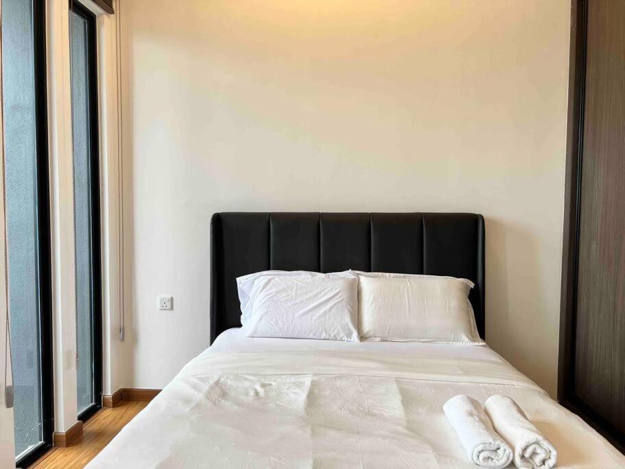 Apartment Greatview 2br Infinity Pool & Easyaccess To Town 13